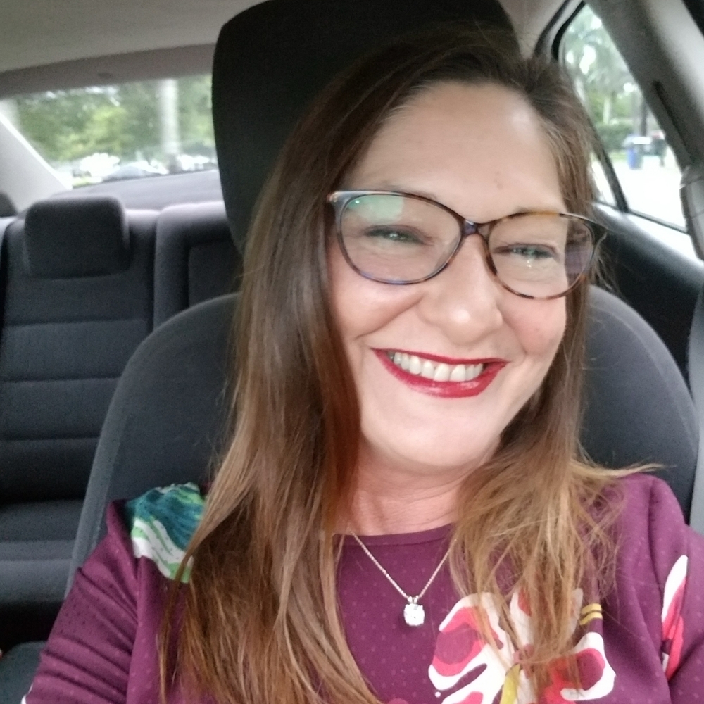 Meet your Posher, Meka Carr